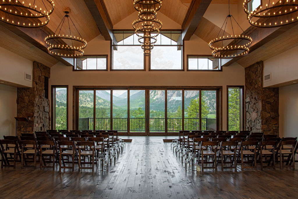 Black Canyon Inn, wedding ceremony set up with mountain views7